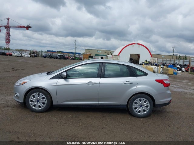 12635596 :رقم المزاد ، 1FAHP3F25CL295792 vin ، 2012 Ford Focus Se مزاد بيع
