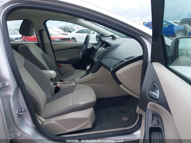 12635596 :رقم المزاد ، 1FAHP3F25CL295792 vin ، 2012 Ford Focus Se مزاد بيع