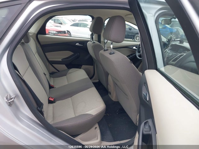 12635596 :رقم المزاد ، 1FAHP3F25CL295792 vin ، 2012 Ford Focus Se مزاد بيع