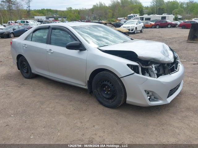 12625794 :رقم المزاد ، 4T1BF1FK5CU097971 vin ، 2012 Toyota Camry Le مزاد بيع