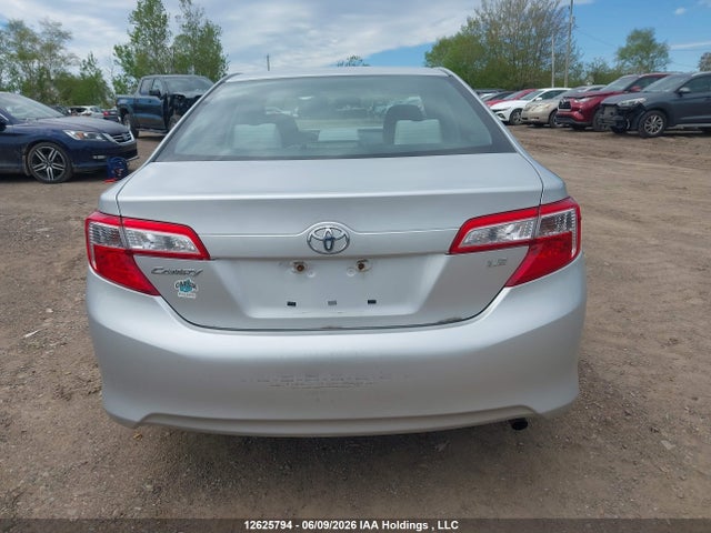 12625794 :رقم المزاد ، 4T1BF1FK5CU097971 vin ، 2012 Toyota Camry Le مزاد بيع