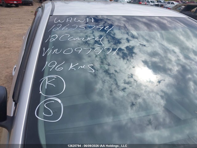 12625794 :رقم المزاد ، 4T1BF1FK5CU097971 vin ، 2012 Toyota Camry Le مزاد بيع