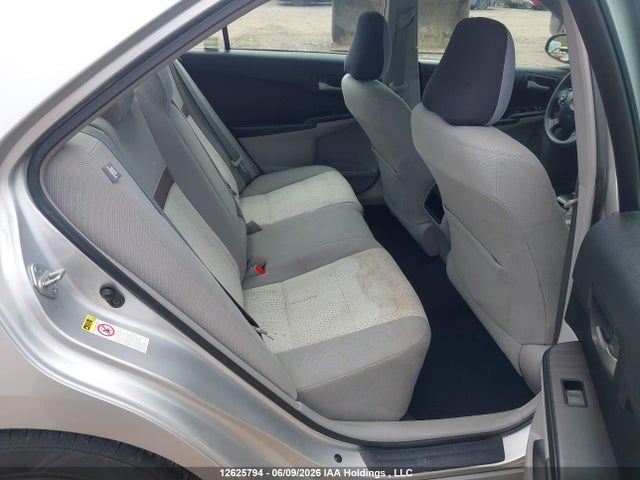 12625794 :رقم المزاد ، 4T1BF1FK5CU097971 vin ، 2012 Toyota Camry Le مزاد بيع