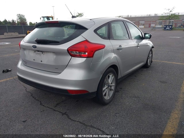 Ford FOCUS SE 2018 1FADP3K20JL317277 Image 4