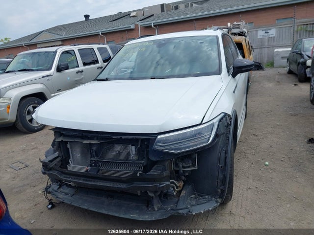 Aukcja sprzedaży 2022 Volkswagen Tiguan Comfortline R-line Black Edition, vin: 3VV8B7AX5NM072870, numer aukcji: 12635604