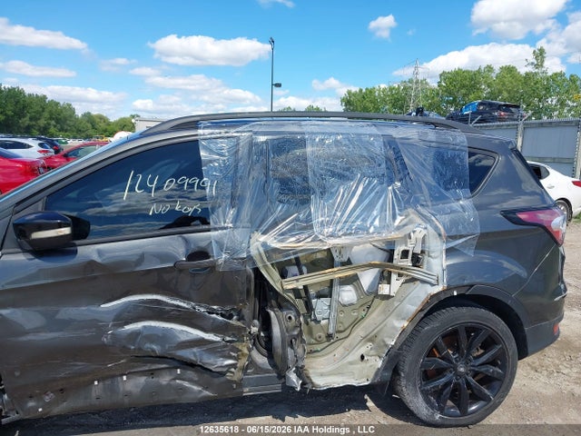 Ford Escape Titanium 2017 1FMCU9J99HUD87909 Image 17
