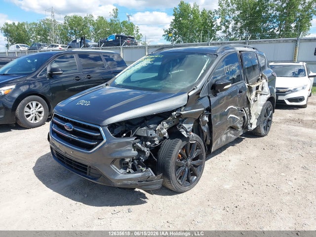 Ford Escape Titanium 2017 1FMCU9J99HUD87909 Image 2