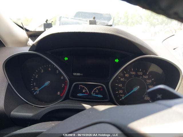 Ford Escape Titanium 2017 1FMCU9J99HUD87909 Image 7