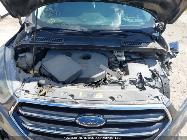 Ford Escape Titanium 2017 1FMCU9J99HUD87909 Image 9