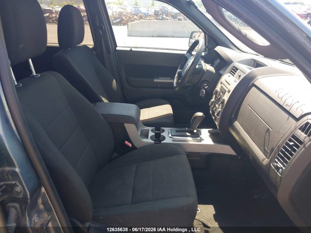 Продаж на аукціоні авто 2010 Ford Escape, vin: 1FMCU9DGXAKA39600, номер лоту: 12635638