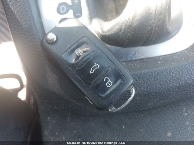 12635639 :رقم المزاد ، 3VWLL7AJ1CM420059 vin ، 2012 Volkswagen Jetta مزاد بيع