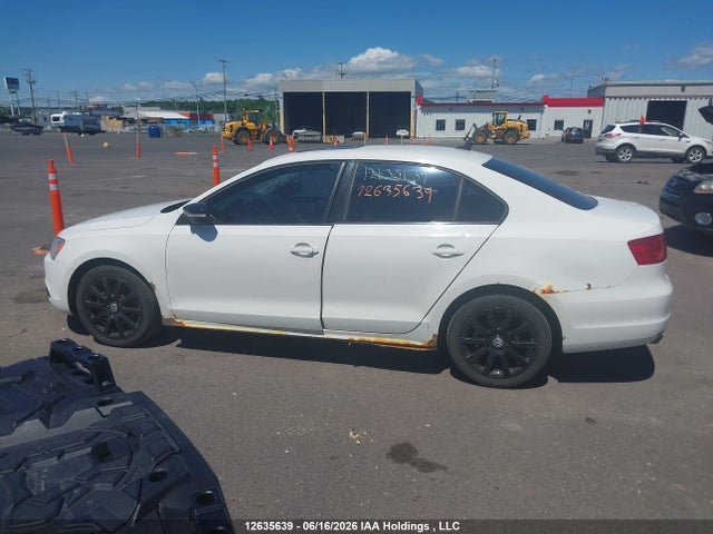 12635639 :رقم المزاد ، 3VWLL7AJ1CM420059 vin ، 2012 Volkswagen Jetta مزاد بيع
