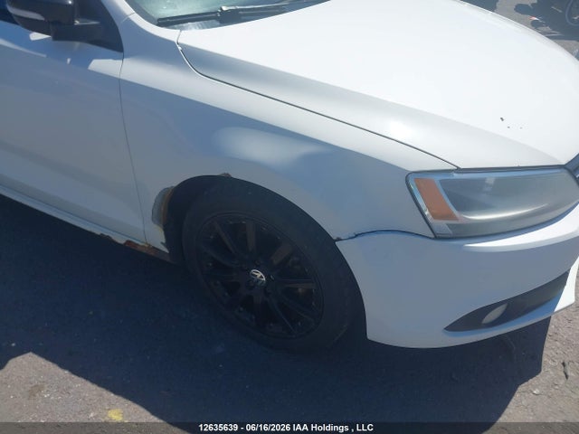 12635639 :رقم المزاد ، 3VWLL7AJ1CM420059 vin ، 2012 Volkswagen Jetta مزاد بيع