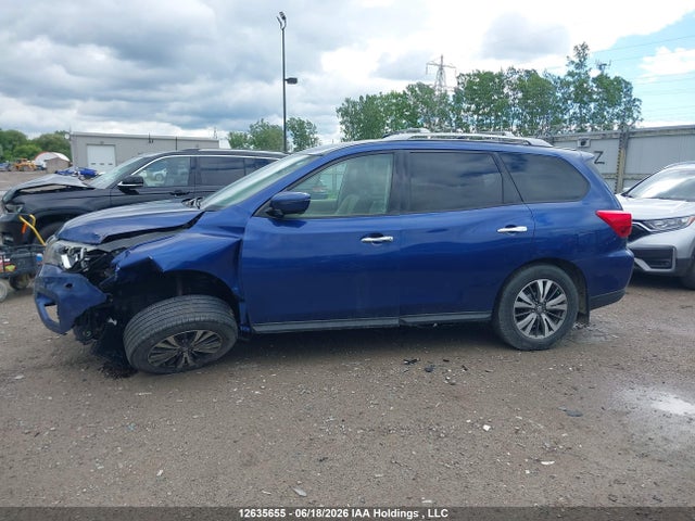 Продажа на аукционе авто 2017 Nissan Pathfinder Platinum/s/sl/sv, vin: 5N1DR2MM6HC643376, номер лота: 12635655