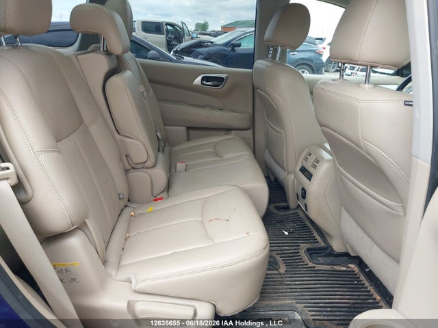 Продажа на аукционе авто 2017 Nissan Pathfinder Platinum/s/sl/sv, vin: 5N1DR2MM6HC643376, номер лота: 12635655