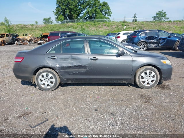 2011 Toyota Camry Se/le/xle მანქანა იყიდება აუქციონზე, vin: 4T1BF3EK4BU214967, აუქციონის ნომერი: 12635657