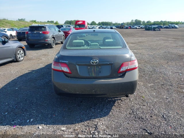 2011 Toyota Camry Se/le/xle მანქანა იყიდება აუქციონზე, vin: 4T1BF3EK4BU214967, აუქციონის ნომერი: 12635657