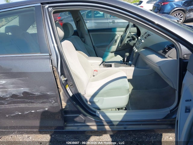 2011 Toyota Camry Se/le/xle მანქანა იყიდება აუქციონზე, vin: 4T1BF3EK4BU214967, აუქციონის ნომერი: 12635657