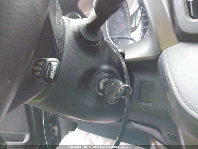 Toyota RAV4 LE 2017 2T3BFREV2HW577961 Image 11