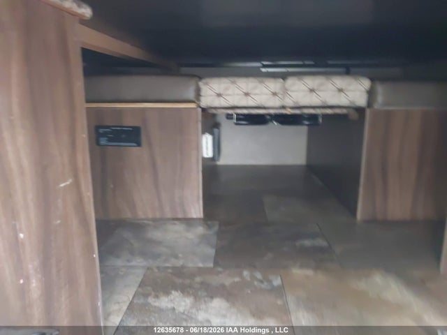 Viking 1706 Epic 2016 5ZT1VKDC9G5011032 Image 8