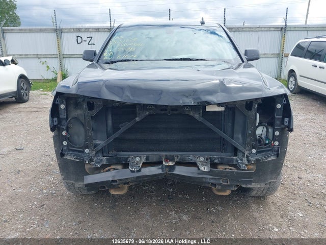 Продаж на аукціоні авто 2018 Chevrolet Suburban Ls, vin: 1GNSKGKC9JR214282, номер лоту: 12635679