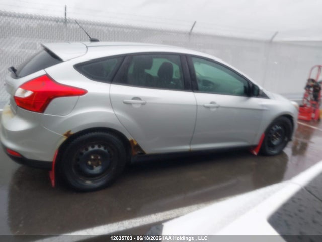 12635703 :رقم المزاد ، 1FAHP3K21CL350521 vin ، 2012 Ford Focus Se مزاد بيع