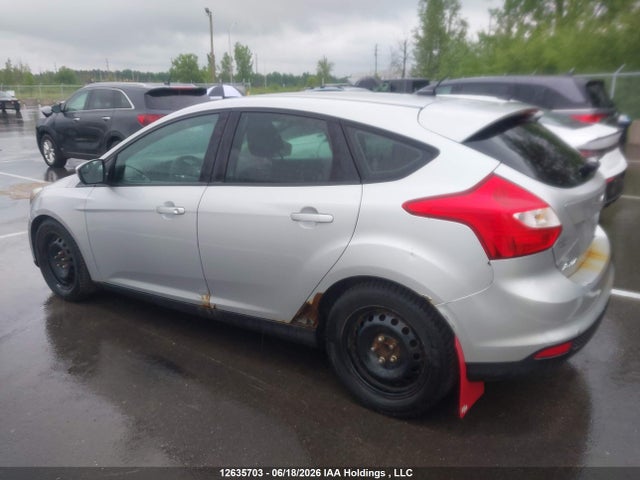 12635703 :رقم المزاد ، 1FAHP3K21CL350521 vin ، 2012 Ford Focus Se مزاد بيع