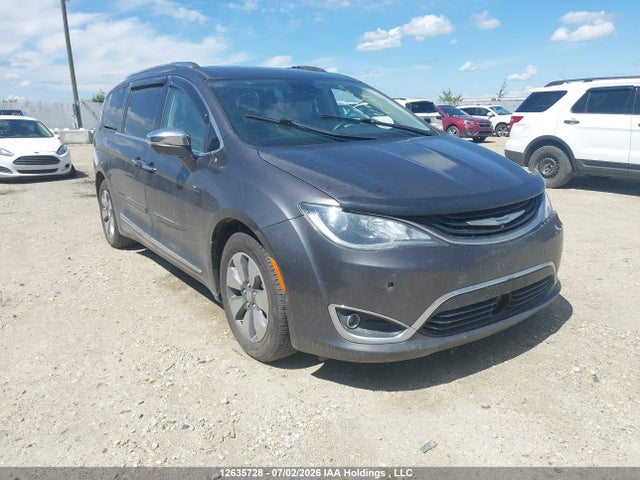 Chrysler Pacifica Hybrid Limited 2018 2C4RC1N71JR168599 main image
