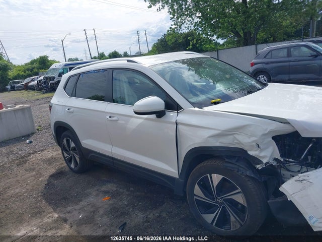 3VVUC7B22SM040825 Volkswagen TAOS SE