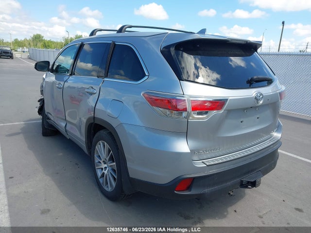 2015 Toyota Highlander Xle მანქანა იყიდება აუქციონზე, vin: 5TDJKRFH8FS123678, აუქციონის ნომერი: 12635746