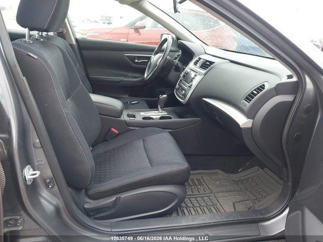 2016 Nissan Altima 2.5/s/sv/sl/sr მანქანა იყიდება აუქციონზე, vin: 1N4AL3AP5GN381243, აუქციონის ნომერი: 12635749