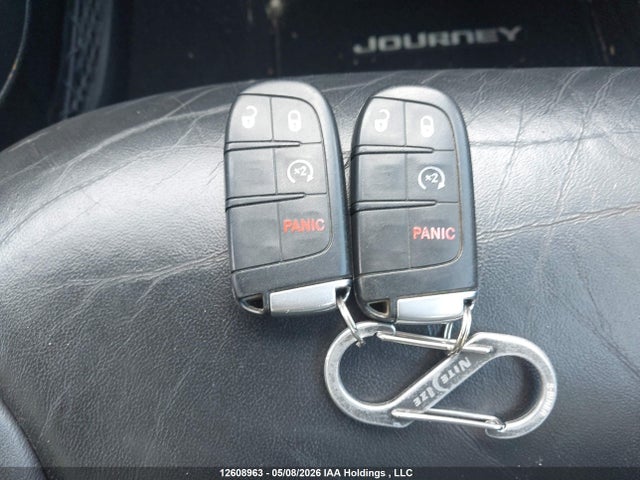 12608963 :رقم المزاد ، 3C4PDDGG1FT705060 vin ، 2015 Dodge Journey Crossroad مزاد بيع