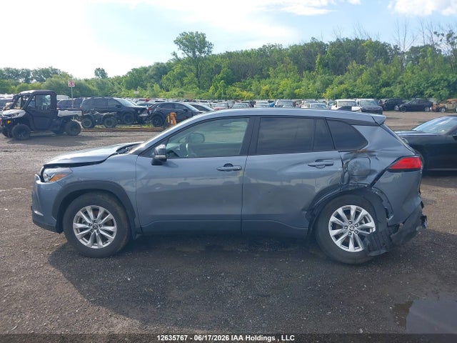 7MUCAAAG8SV139147 Toyota Corolla Cross Le