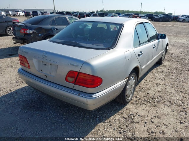 Aukcja sprzedaży 1999 Mercedes-benz E 320 4matic, vin: WDBJF82H4XX016996, numer aukcji: 12635768