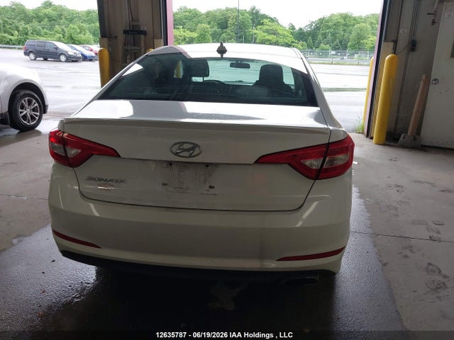 Hyundai SONATA GL 2016 5NPE24AF0GH406240 Image 16