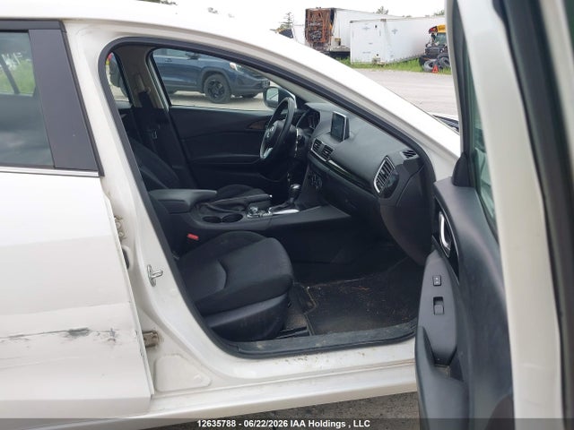 3MZBM1L79FM186894 Mazda 3 TOURING