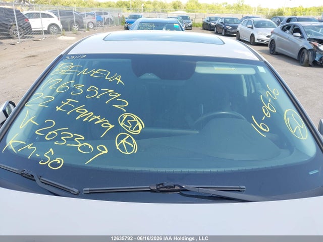 KMHLM4AG5NU263309 Hyundai Elantra Preferred Ivt With Sun And Tech Package
