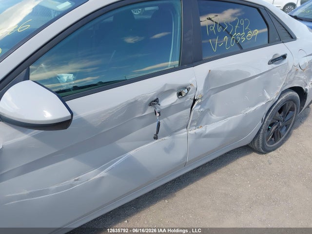 KMHLM4AG5NU263309 Hyundai Elantra Preferred Ivt With Sun And Tech Package