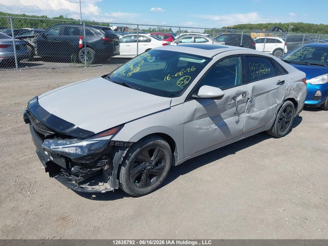 KMHLM4AG5NU263309 Hyundai Elantra Preferred Ivt With Sun And Tech Package