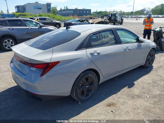 KMHLM4AG5NU263309 Hyundai Elantra Preferred Ivt With Sun And Tech Package