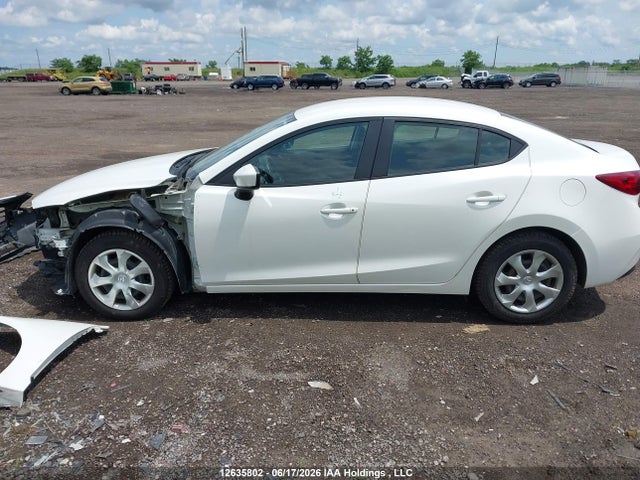 3MZBM1U72FM225825 Mazda Mazda3 Gx