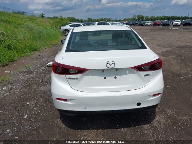 3MZBM1U72FM225825 Mazda Mazda3 Gx