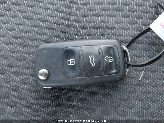 Продажа на аукционе авто 2013 Volkswagen Jetta 2.0l Comfortline, vin: 3VWBK7AJ4DM376655, номер лота: 12620117