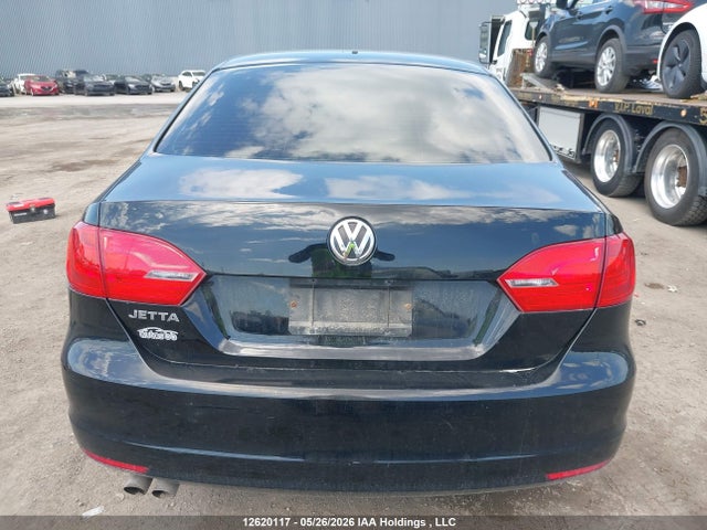 Продажа на аукционе авто 2013 Volkswagen Jetta 2.0l Comfortline, vin: 3VWBK7AJ4DM376655, номер лота: 12620117