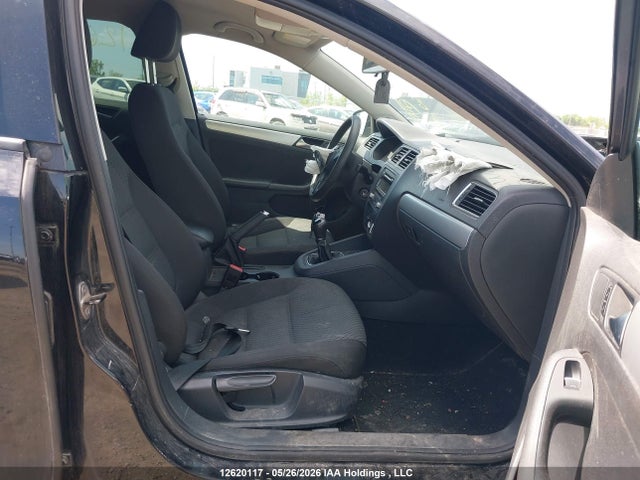 Продажа на аукционе авто 2013 Volkswagen Jetta 2.0l Comfortline, vin: 3VWBK7AJ4DM376655, номер лота: 12620117