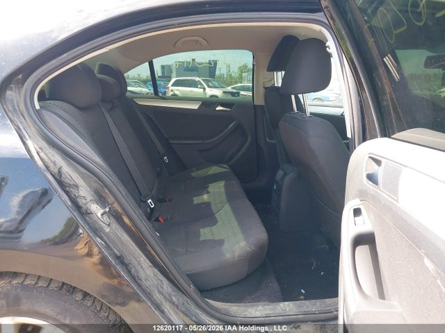 Продажа на аукционе авто 2013 Volkswagen Jetta 2.0l Comfortline, vin: 3VWBK7AJ4DM376655, номер лота: 12620117