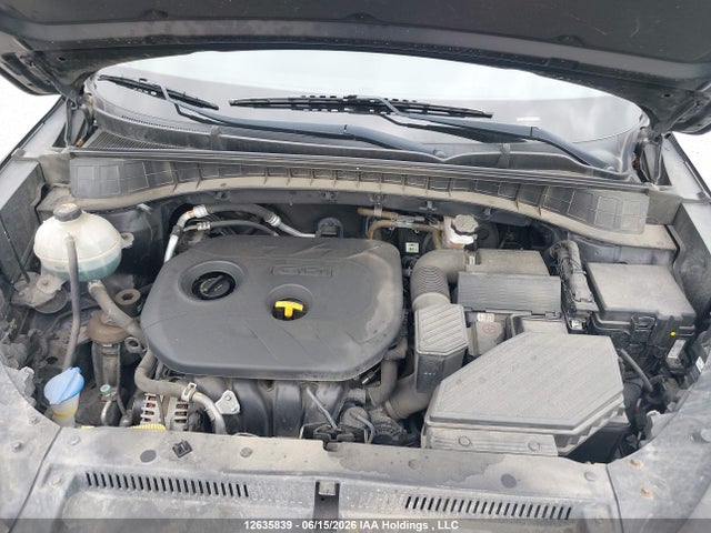 KM8J2CA47HU521489 Hyundai TUCSON SE