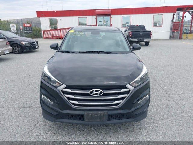 KM8J2CA47HU521489 Hyundai TUCSON SE
