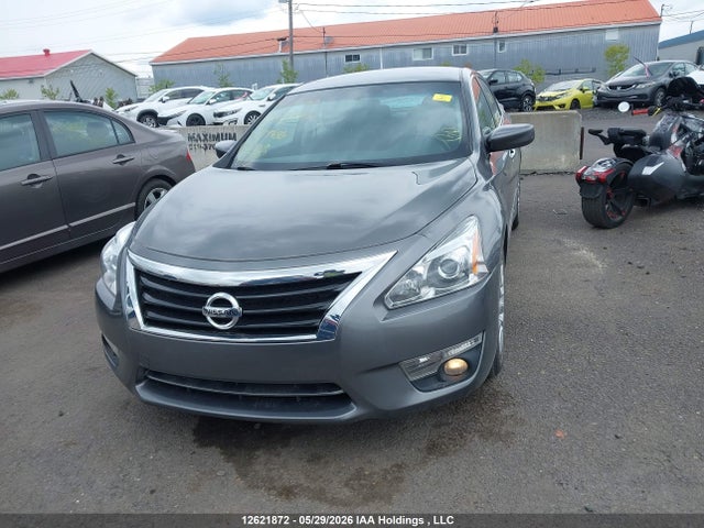 2015 Nissan Altima 2.5/2.5 S/2.5 Sl/2.5 Sv მანქანა იყიდება აუქციონზე, vin: 1N4AL3AP4FN329486, აუქციონის ნომერი: 12621872