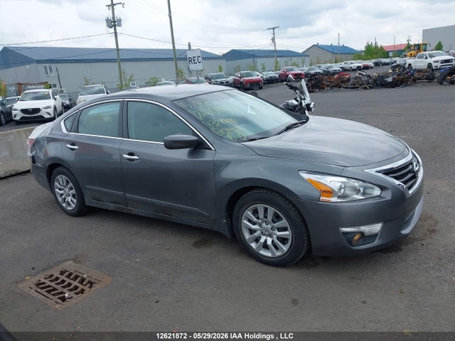 2015 Nissan Altima 2.5/2.5 S/2.5 Sl/2.5 Sv მანქანა იყიდება აუქციონზე, vin: 1N4AL3AP4FN329486, აუქციონის ნომერი: 12621872